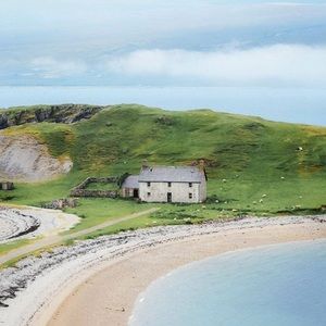 Meet your Posher, Claire